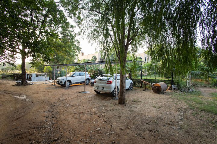 Property Grounds 38 of 48