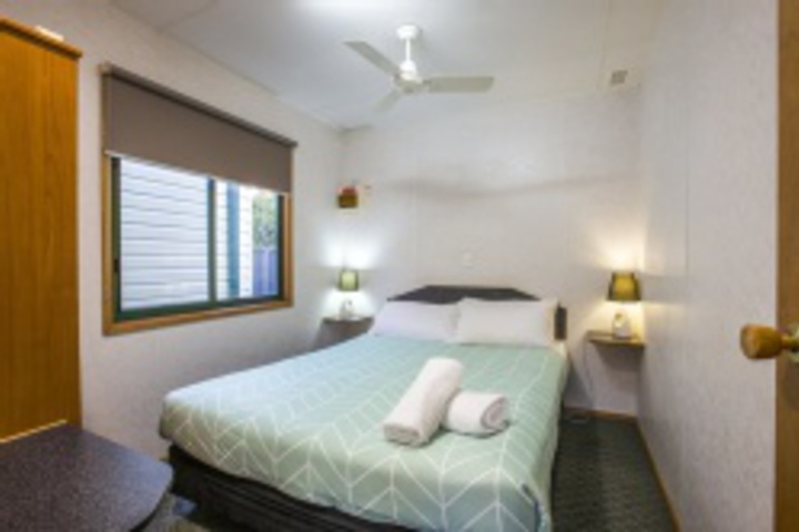 Room 583 of 876