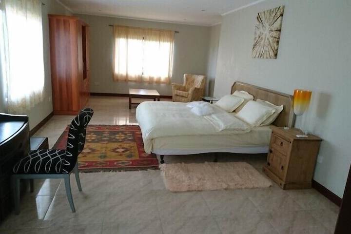 Room 6 of 23