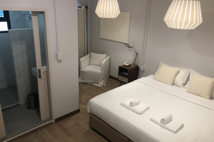 Room 19 of 49