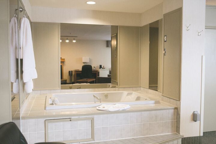 Room 15 of 41