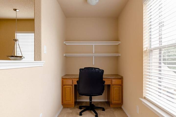 Room 7 of 31