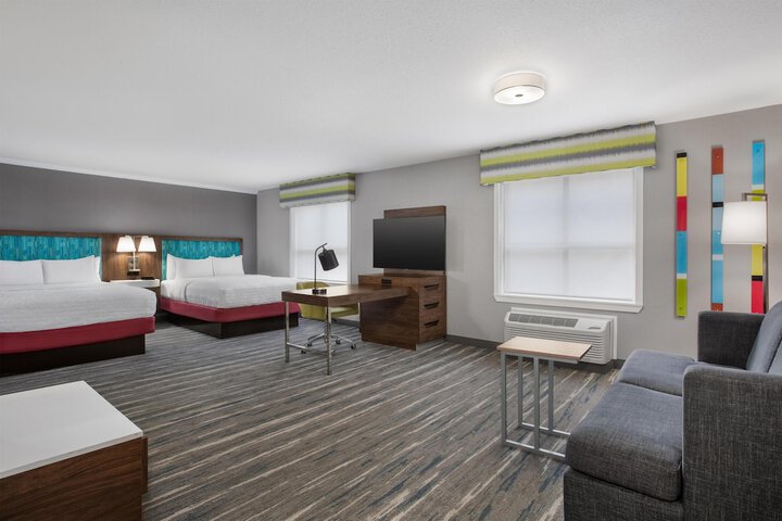 Room 15 of 33