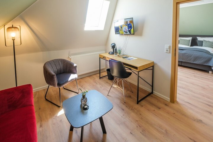 Room 29 of 37