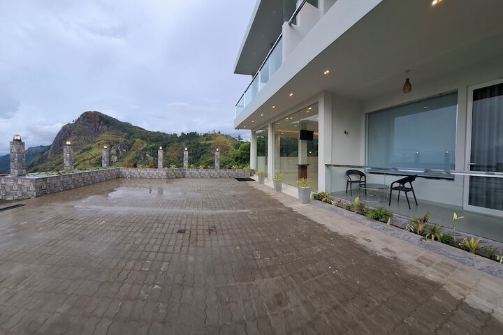 Hotel 73 of 86
