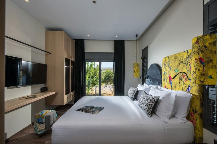 Room 3 of 31