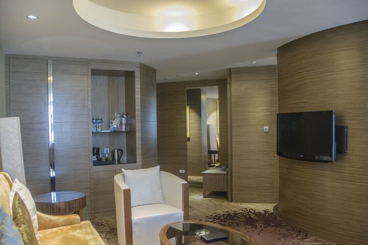 Room 7 of 41