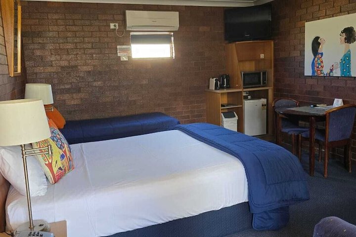 Room 49 of 87