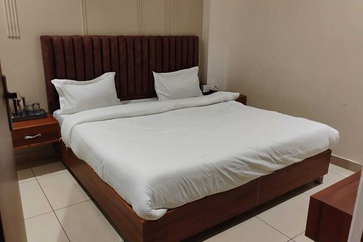 HOTEL COMFORT INN BY GANGA GAURI HOTELS