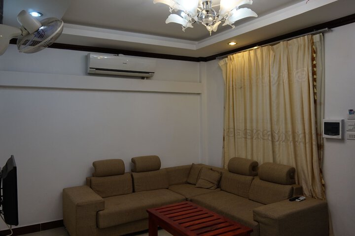 Room 10 of 23