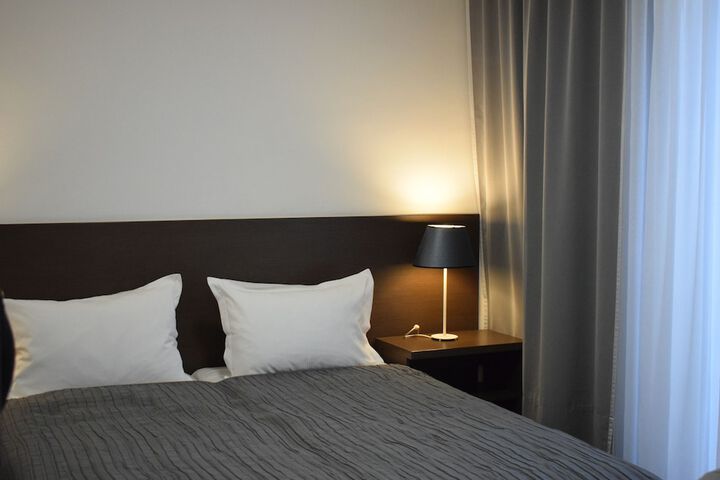 Room 37 of 53