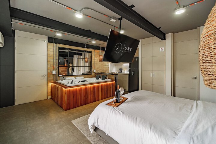 Room 213 of 230