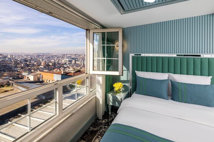 Room 47 of 107