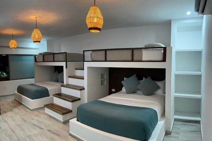 Room 12 of 31
