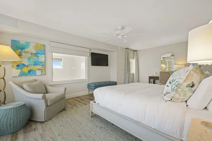 Room 4 of 21