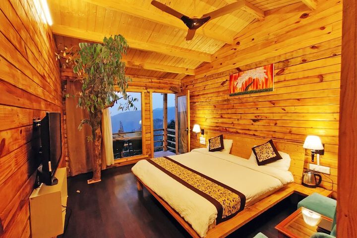 Room 5 of 22