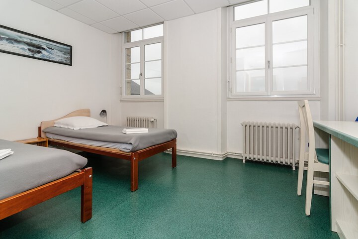 Room 8 of 26