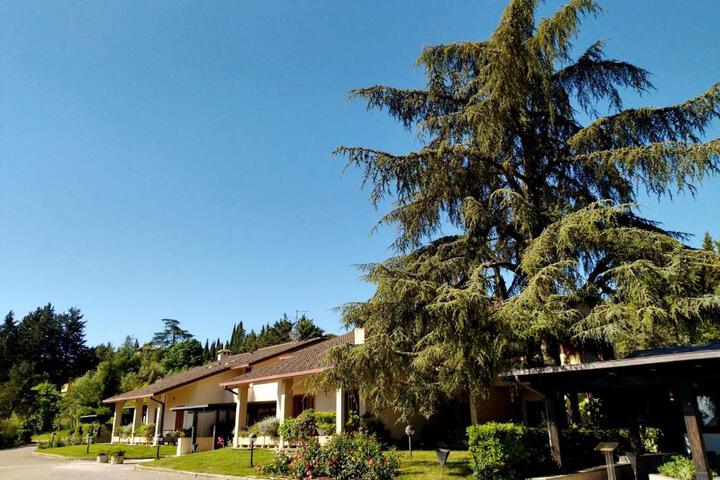 Montebello Park Hotel