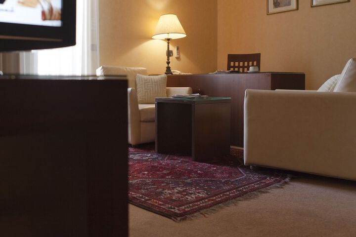 Room 21 of 53