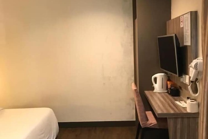 Room 29 of 45