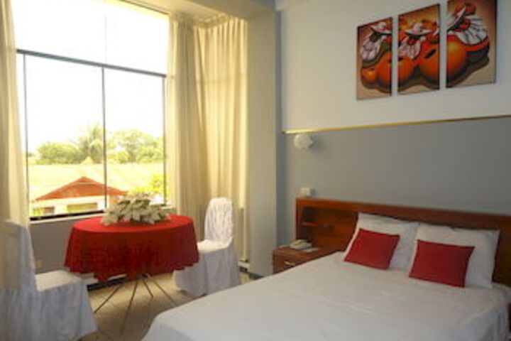 Hotel Pueblo Verde