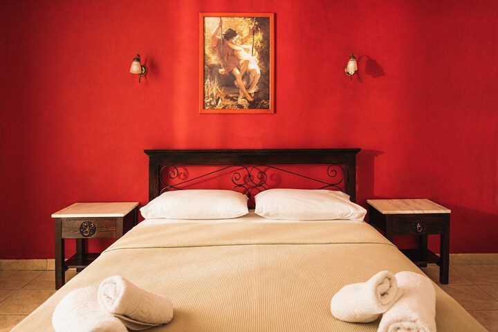 Room 12 of 62