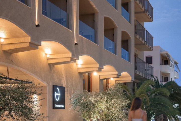 Hotel 346 of 357