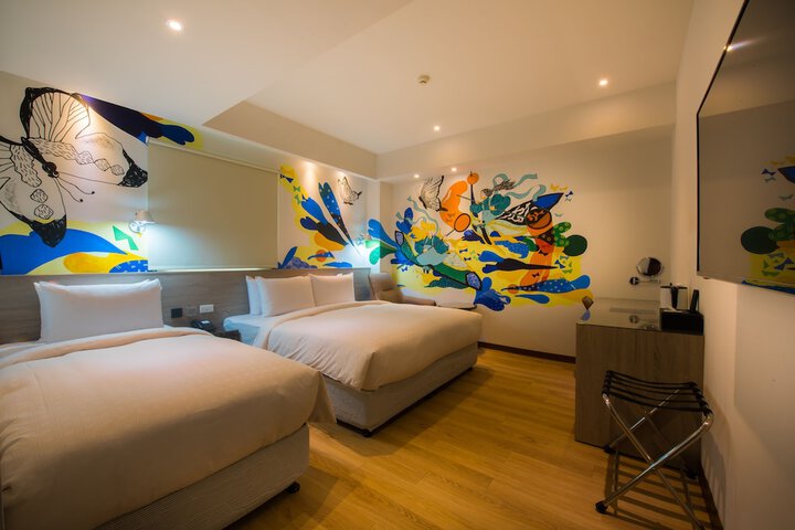 Room 60 of 96
