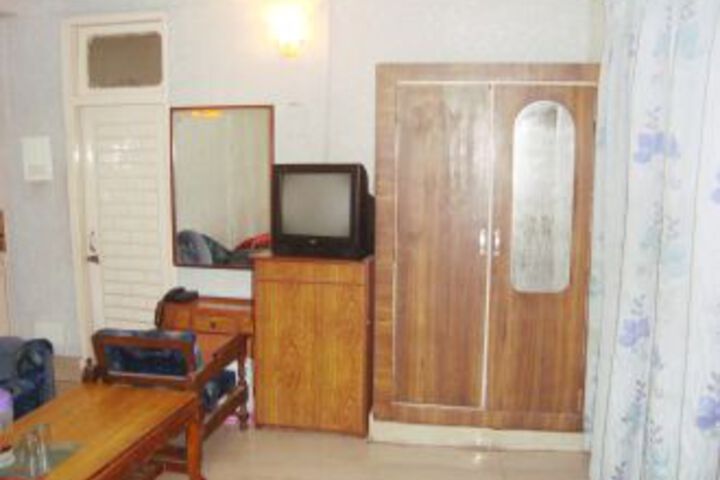 MOTI MAHAL