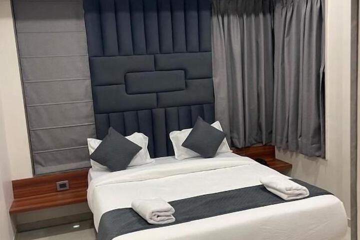 Hotel Samarth Elite Baner