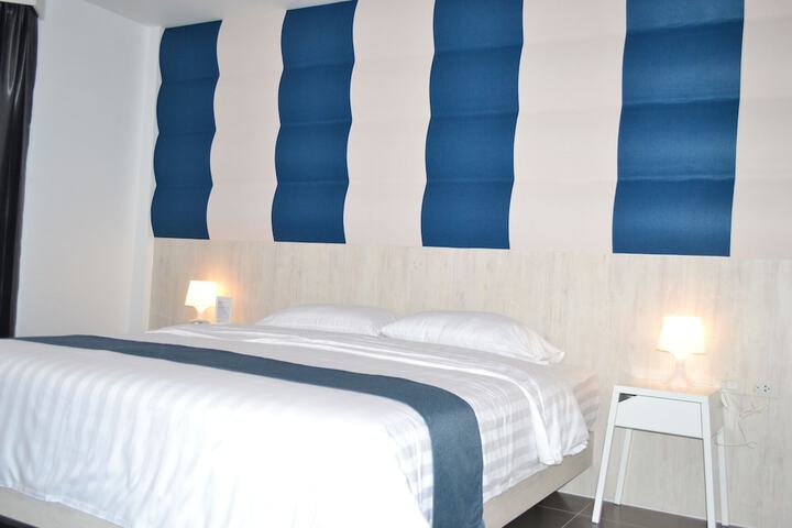 Room 18 of 64