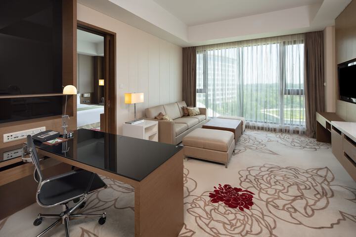 Room 10 of 89