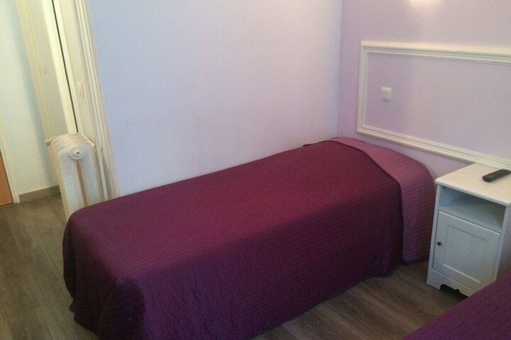 Room 15 of 61