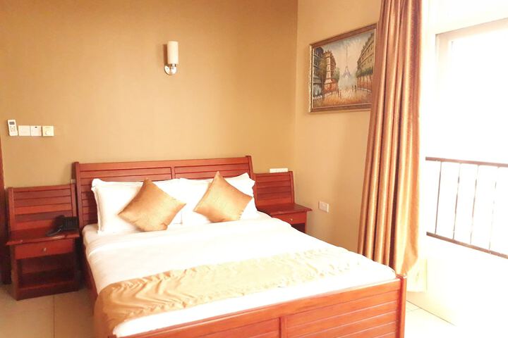 Room 37 of 87