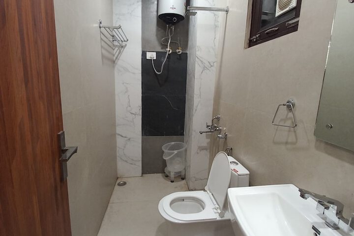 Room 20 of 24