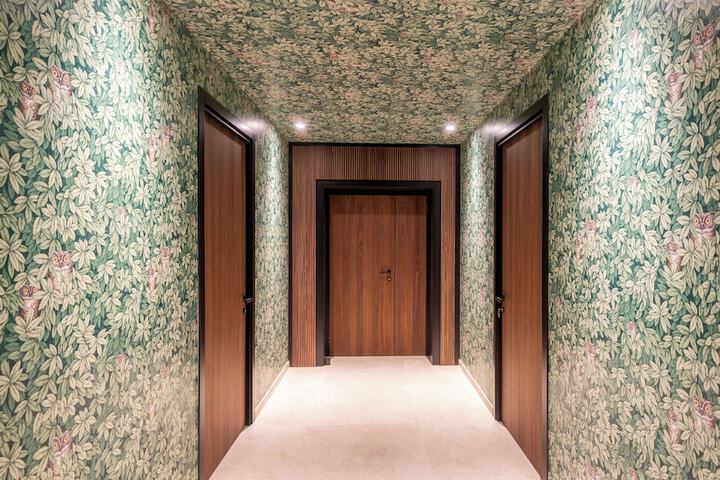 Room 12 of 35