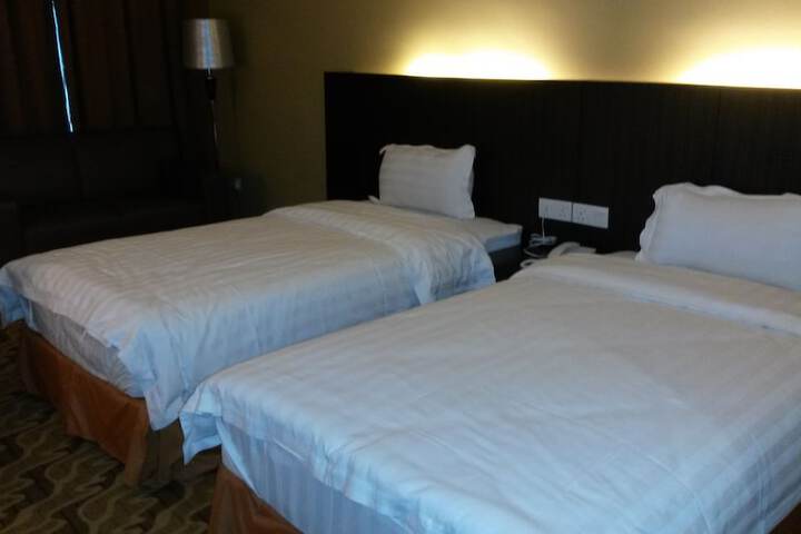 Room 7 of 26