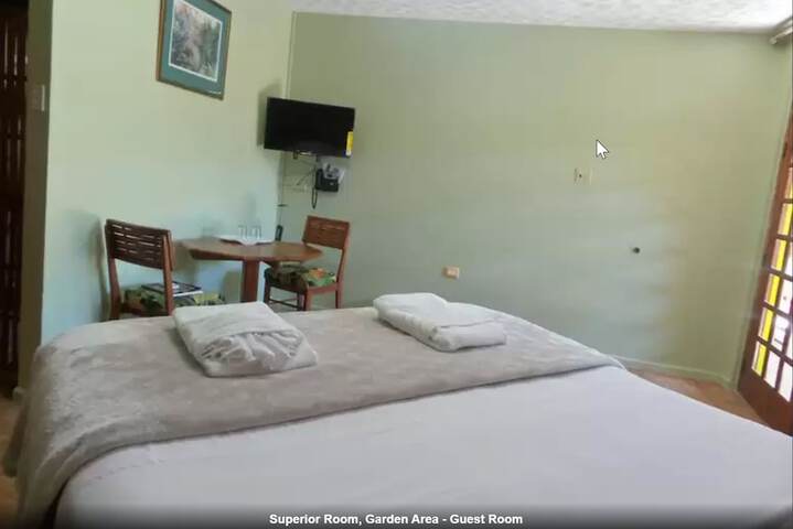 Room 14 of 31