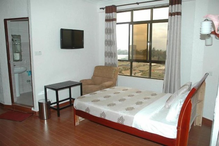 Room 18 of 49