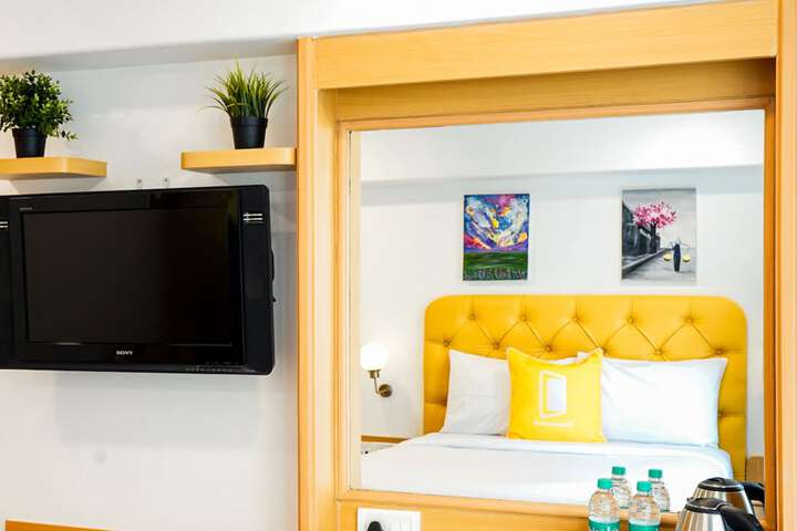 Room 14 of 42