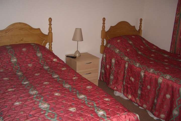 Room 6 of 26