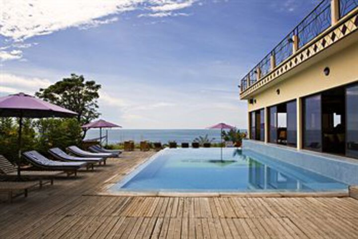 Pool 34 of 54