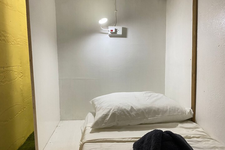 Room 14 of 84
