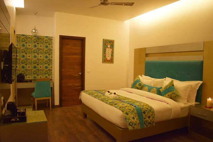 Room 17 of 43