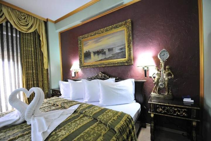 Room 7 of 34