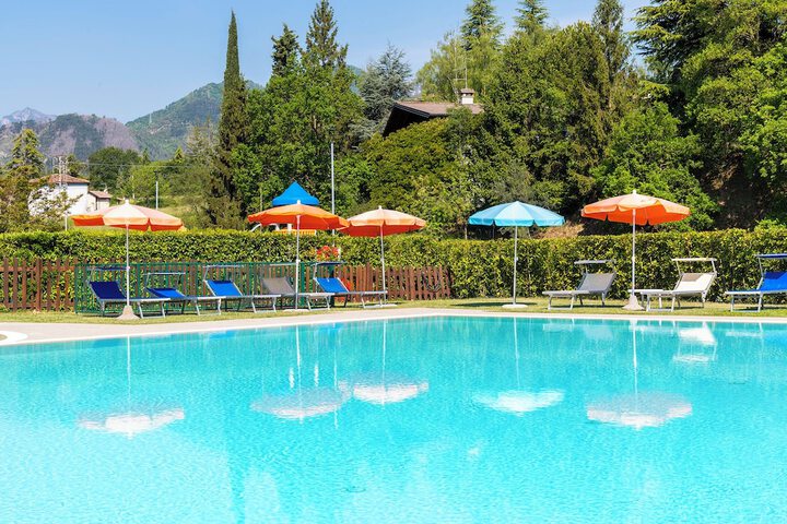 Pools & Facilities
