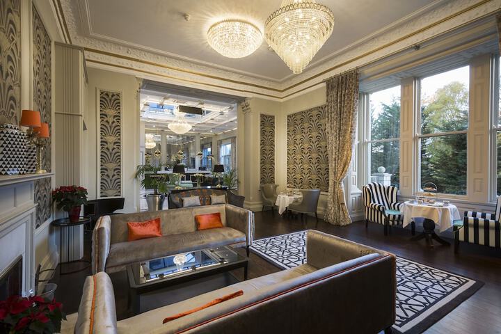 Guest Lobby