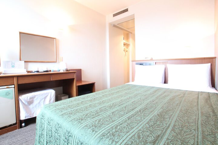 Room 5 of 22