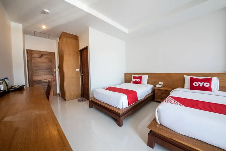 Room 3 of 12