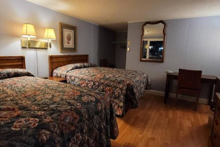 Room 12 of 60